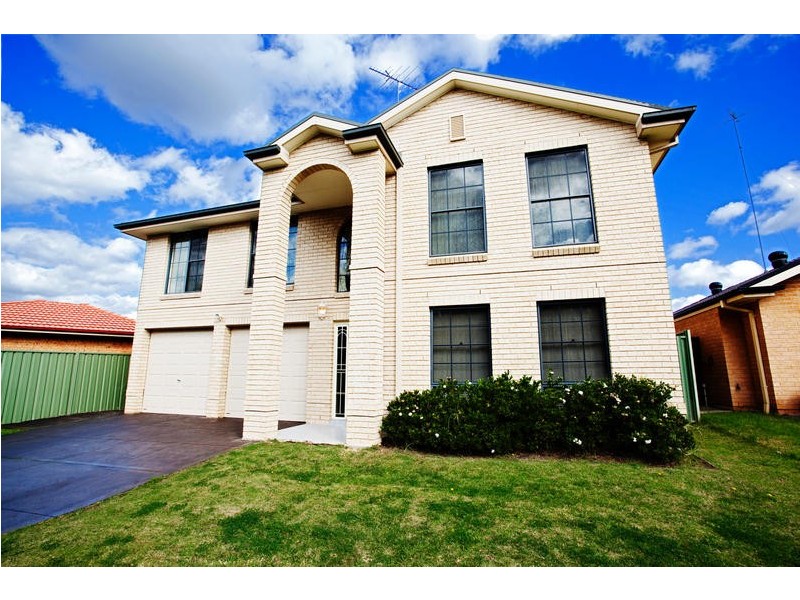 25 Wallan Avenue, Glenmore Park NSW 2745