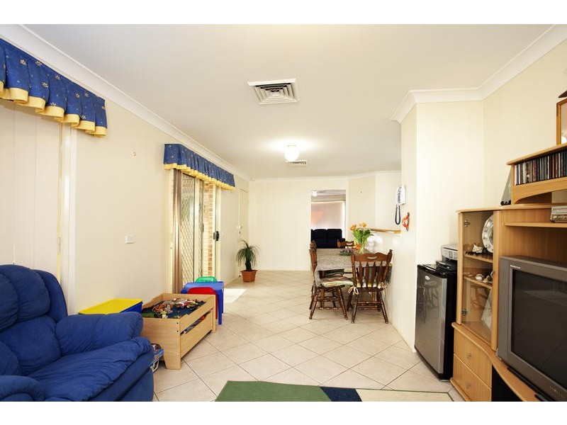 41 Kobina Avenue, Glenmore Park NSW 2745