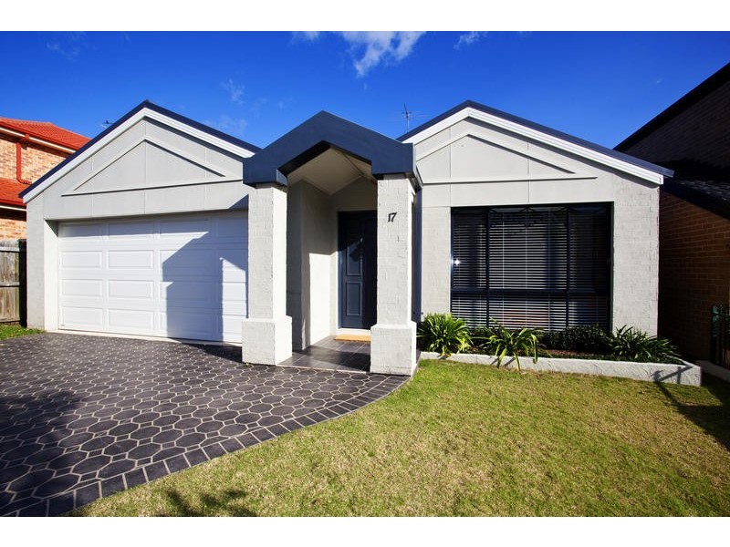 17 Cascade Avenue, Glenmore Park NSW 2745