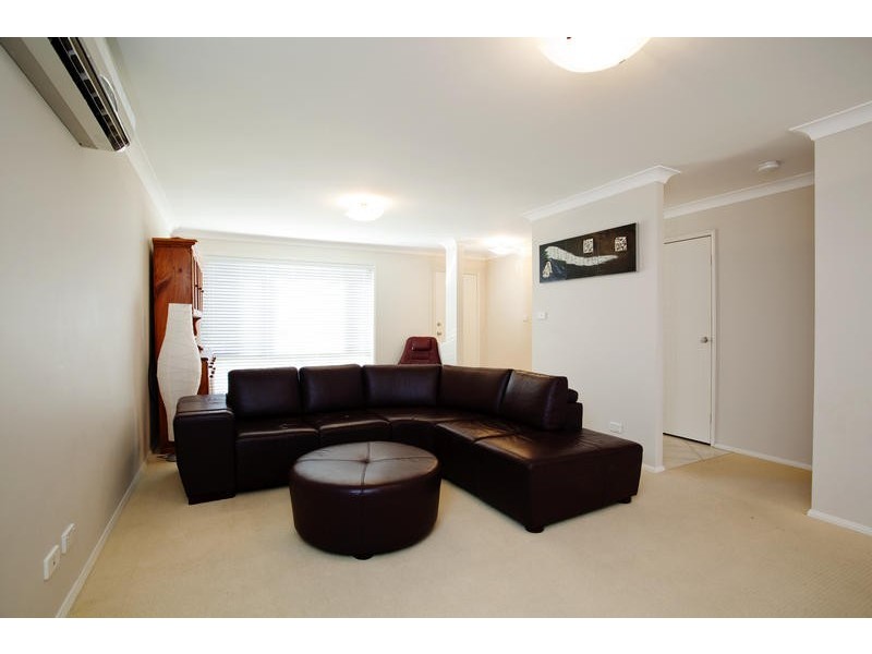 17 Cascade Avenue, Glenmore Park NSW 2745