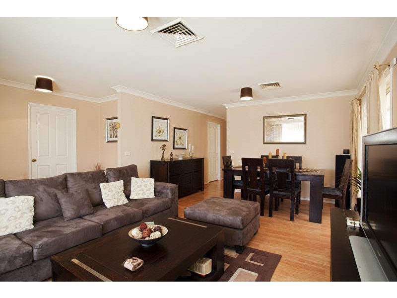 29 Kumbara Close, Glenmore Park NSW 2745