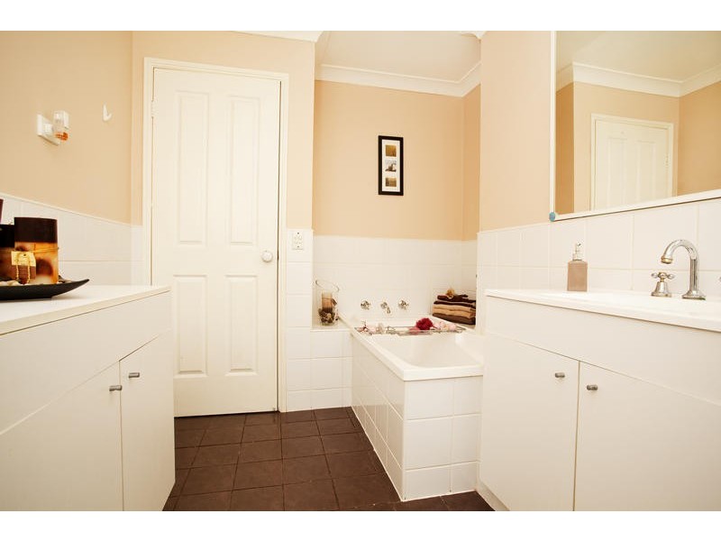 29 Kumbara Close, Glenmore Park NSW 2745