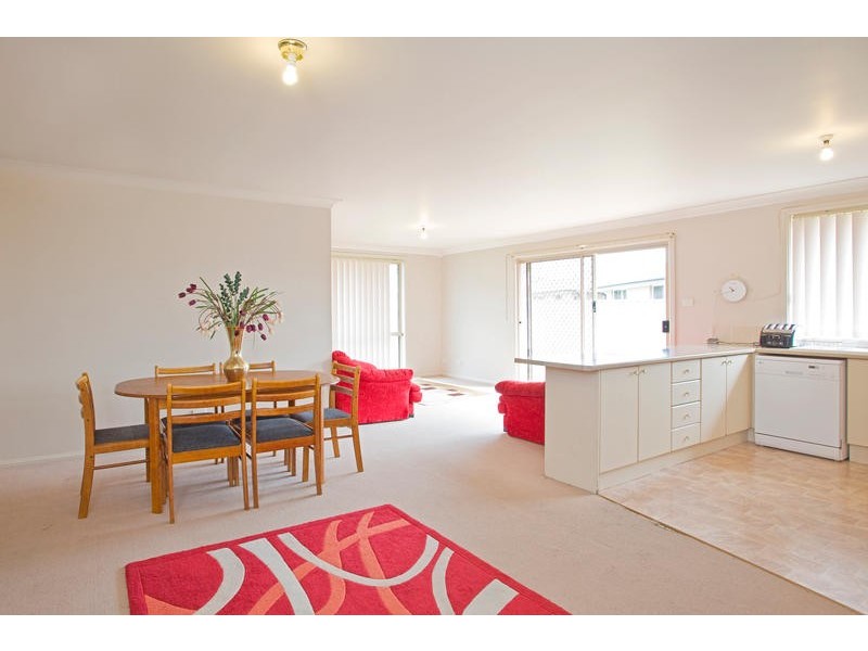 6 Muru Drive, Glenmore Park NSW 2745