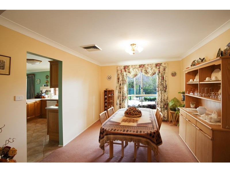 5 Freesia Place, Glenmore Park NSW 2745