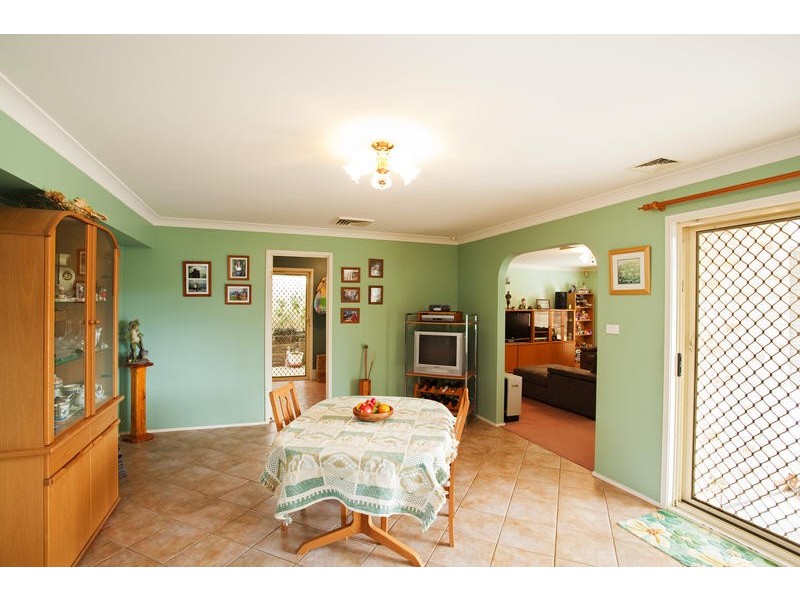 5 Freesia Place, Glenmore Park NSW 2745