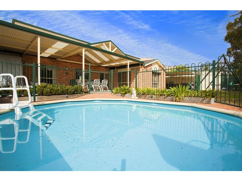 5 Freesia Place, Glenmore Park NSW 2745