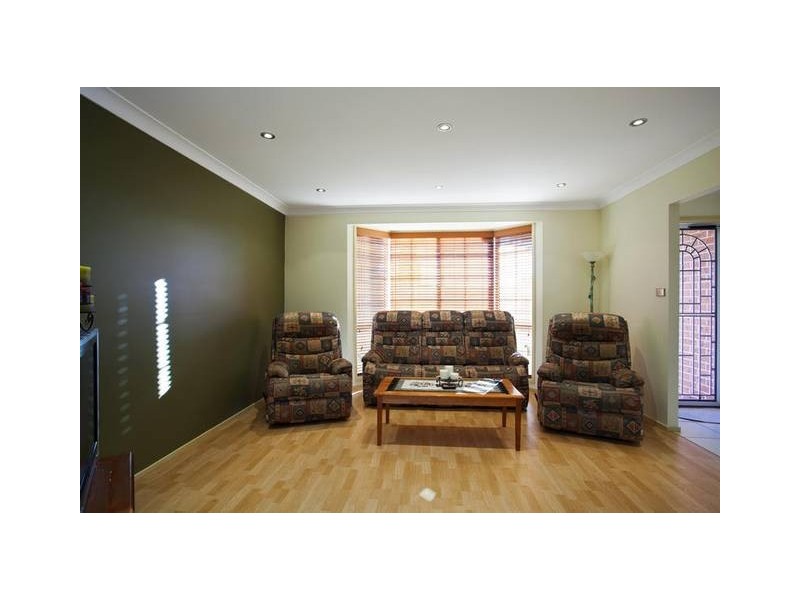 28 Buyu Road, Glenmore Park NSW 2745