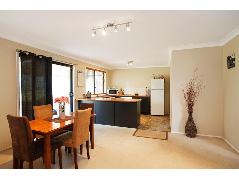 6 Butcherbird Place, Glenmore Park NSW 2745