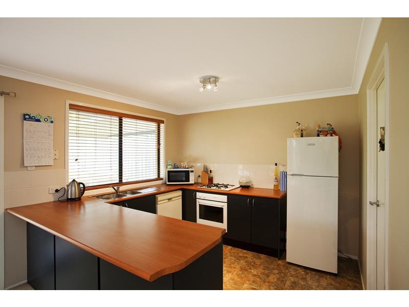 6 Butcherbird Place, Glenmore Park NSW 2745