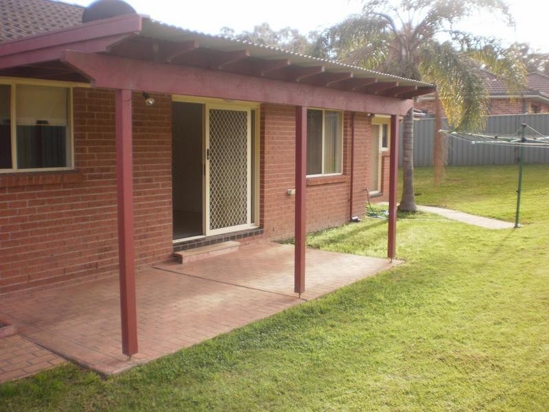 2 Wollabi Crescent, Glenmore Park NSW 2745