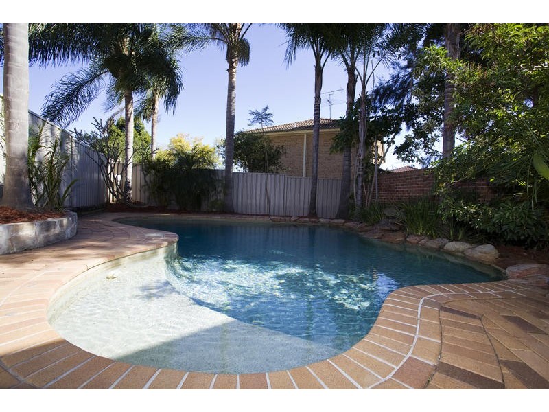 6 Azalea Court, Glenmore Park NSW 2745