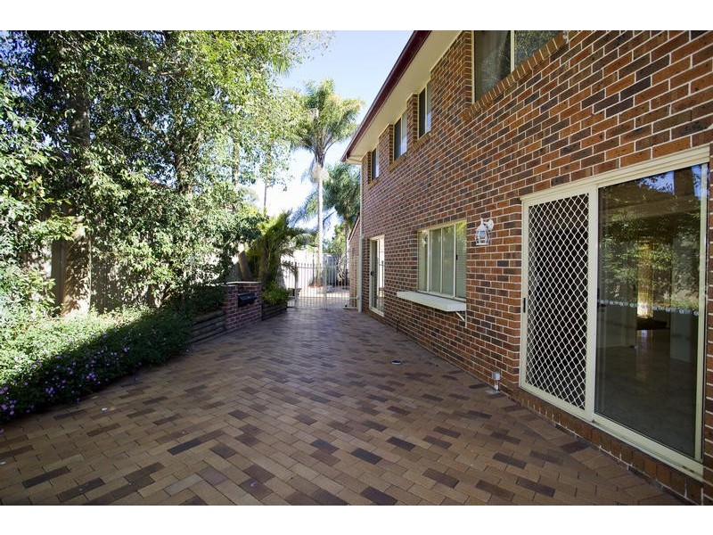 6 Azalea Court, Glenmore Park NSW 2745