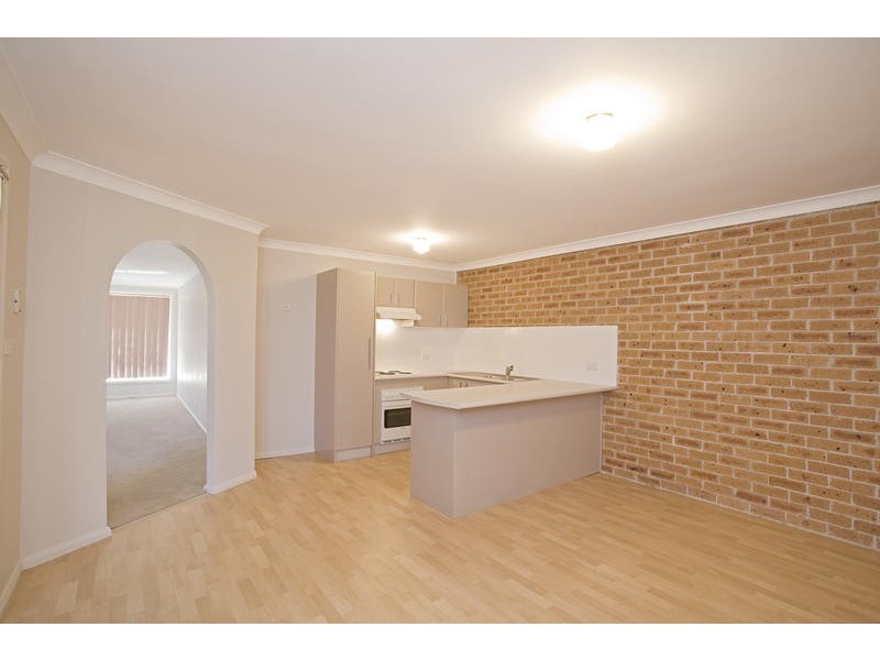 8B Scrubwren Place, Glenmore Park NSW 2745