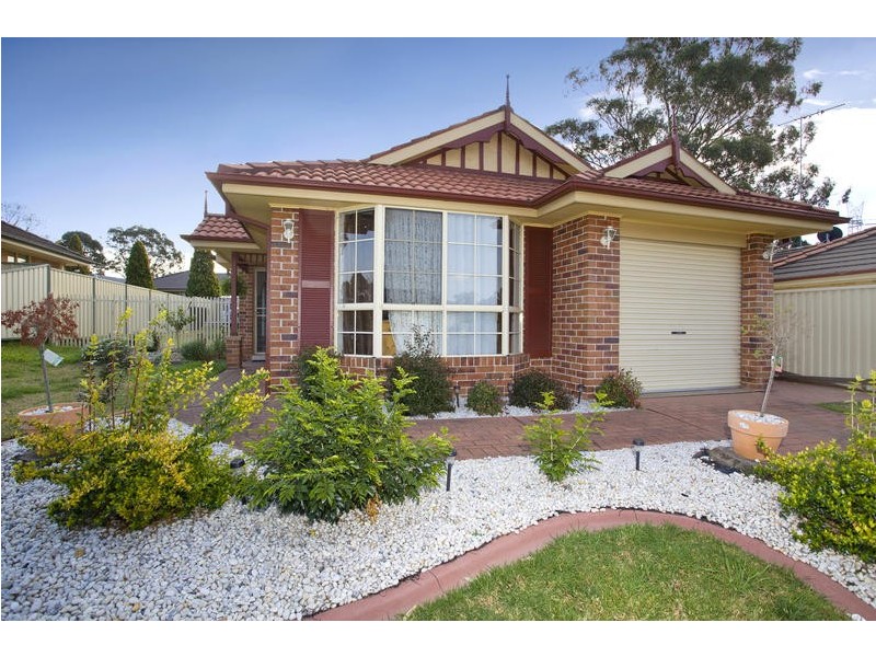 52 Woodlands Drive, Glenmore Park NSW 2745