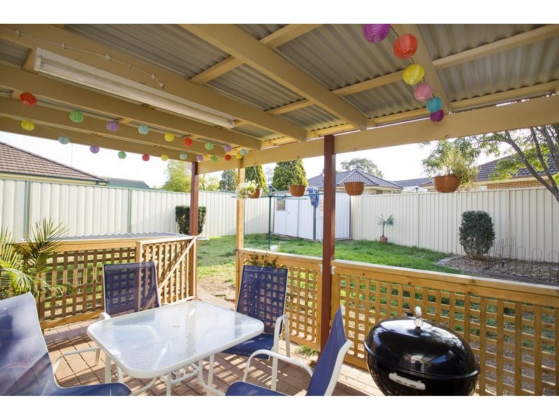 52 Woodlands Drive, Glenmore Park NSW 2745