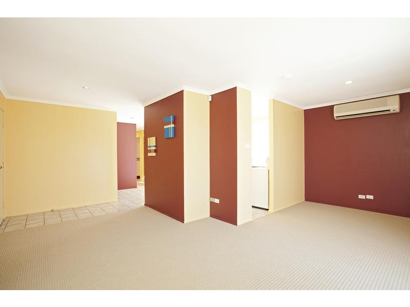 5 Sittella Place, Glenmore Park NSW 2745