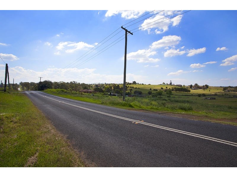 96 Castle Road, Orchard Hills NSW 2748