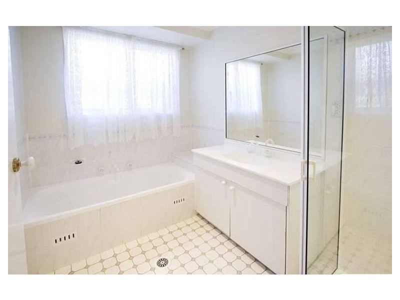 Glenmore Park NSW 2745