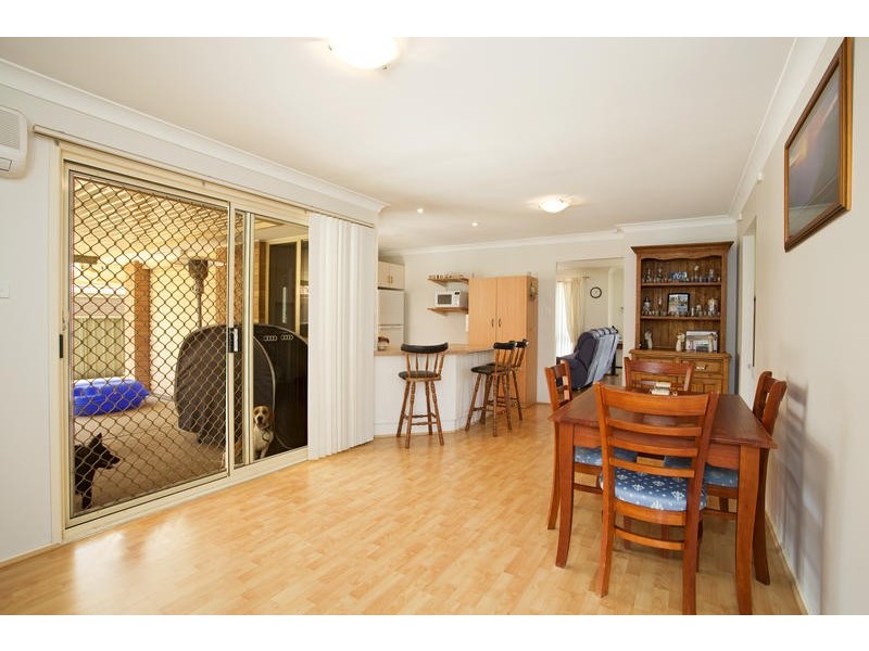 6 Guru Place, Glenmore Park NSW 2745