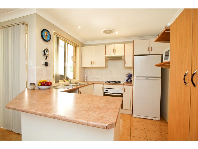 6 Guru Place, Glenmore Park NSW 2745