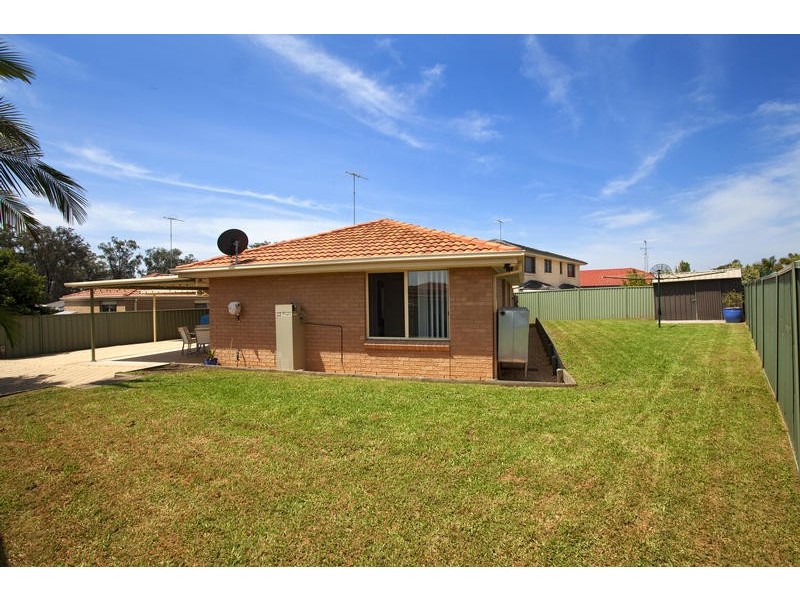 6 Guru Place, Glenmore Park NSW 2745