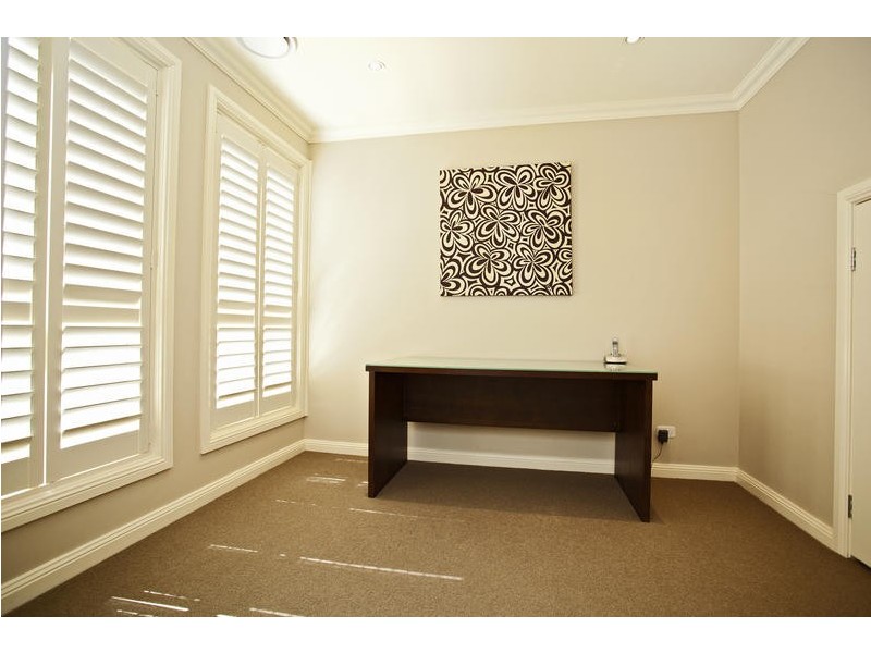 5 Parakeet Grove, Glenmore Park NSW 2745