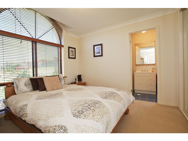 10 Wallan Avenue, Glenmore Park NSW 2745