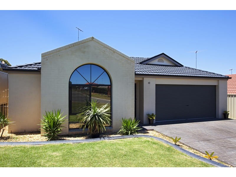 10 Wallan Avenue, Glenmore Park NSW 2745