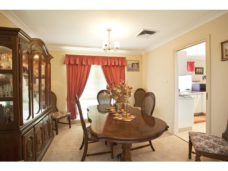 18 Marigold Close, Glenmore Park NSW 2745