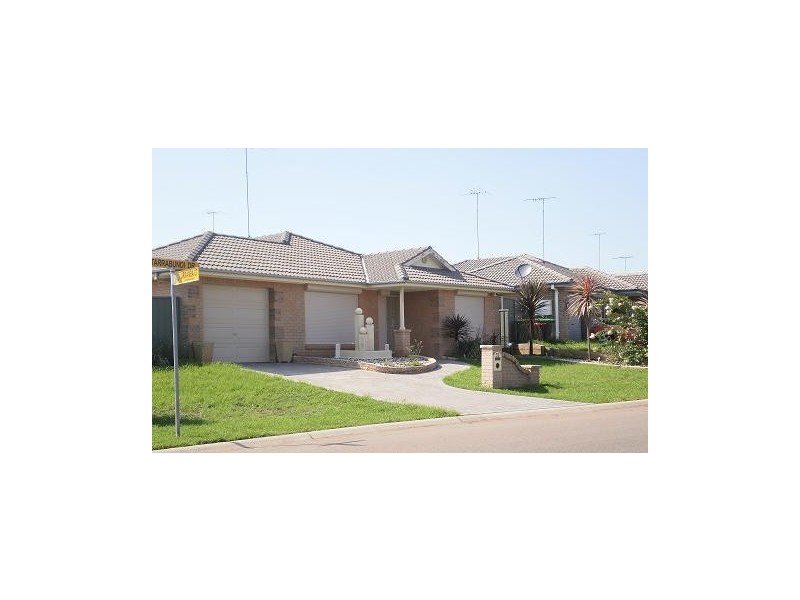 32 Tarrabundi Drive, Glenmore Park NSW 2745