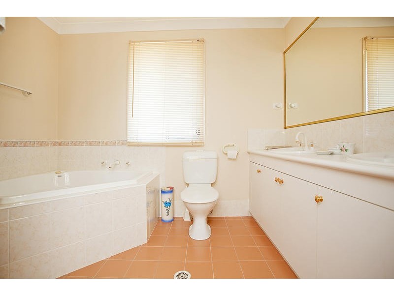 5 Jirramba Court, Glenmore Park NSW 2745