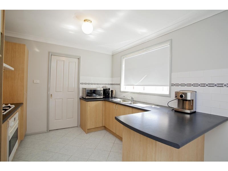 4/5 Gilmore Close, Glenmore Park NSW 2745