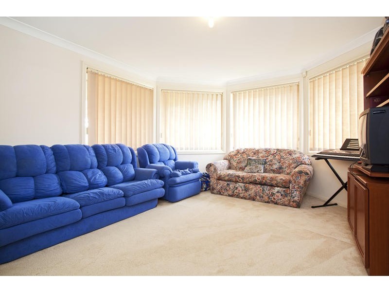 4 Berril Place, Glenmore Park NSW 2745