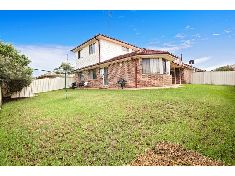 4 Berril Place, Glenmore Park NSW 2745