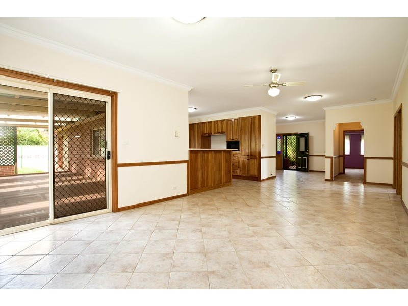 4 Harriett Close, Glenmore Park NSW 2745