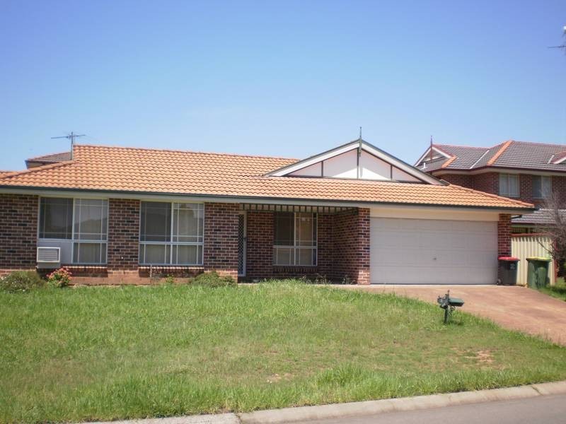 2 Karuk Street, Glenmore Park NSW 2745