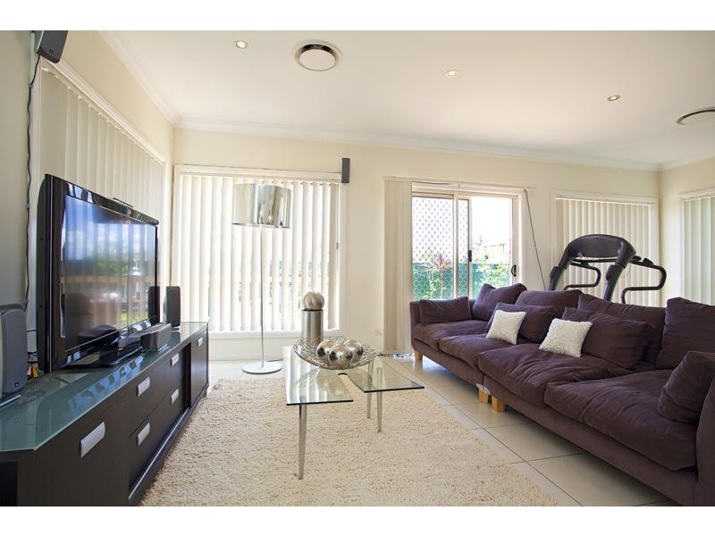 9 Rosecrea Court, Glenmore Park NSW 2745