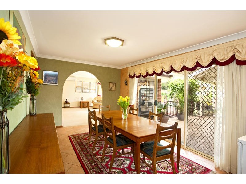 32 Woodlands Drive, Glenmore Park NSW 2745