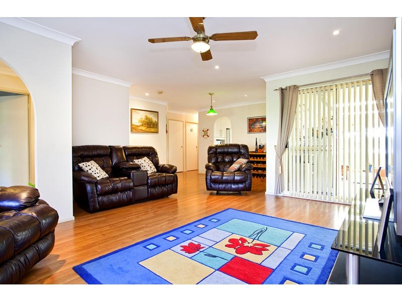 22 Honeysuckle Avenue, Glenmore Park NSW 2745