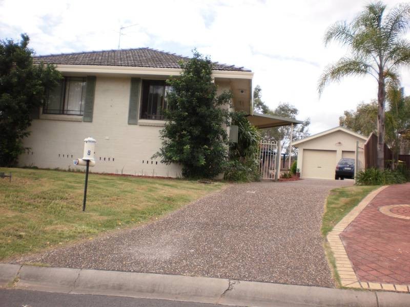 8 Jirang Place, Glenmore Park NSW 2745