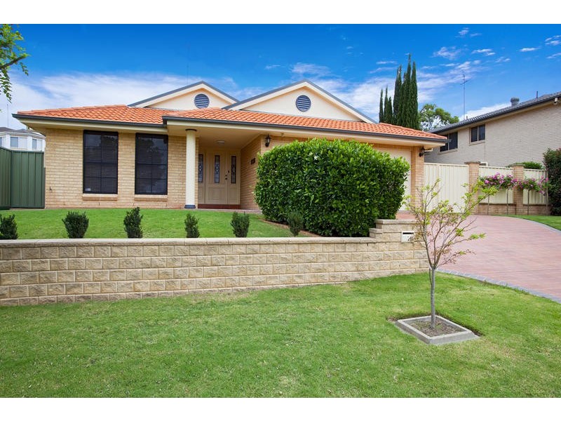 16 Roseville Terrace, Glenmore Park NSW 2745