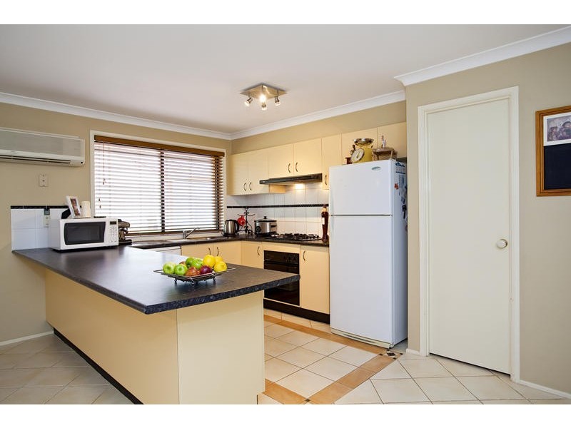 16 Roseville Terrace, Glenmore Park NSW 2745