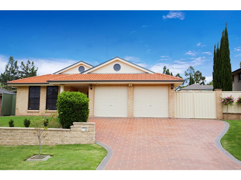 16 Roseville Terrace, Glenmore Park NSW 2745