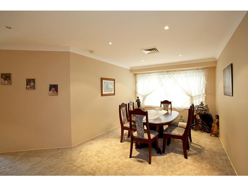 3 Jimbuck Close, Glenmore Park NSW 2745