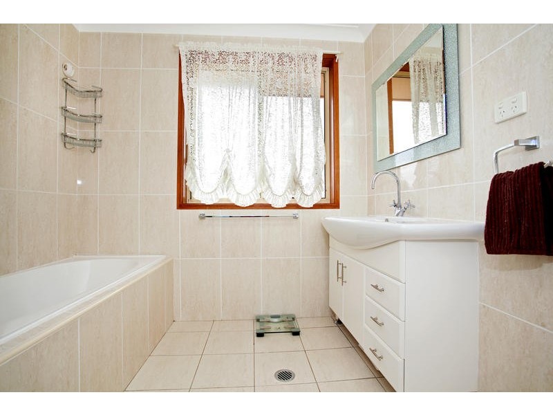 14 Tugra Close, Glenmore Park NSW 2745