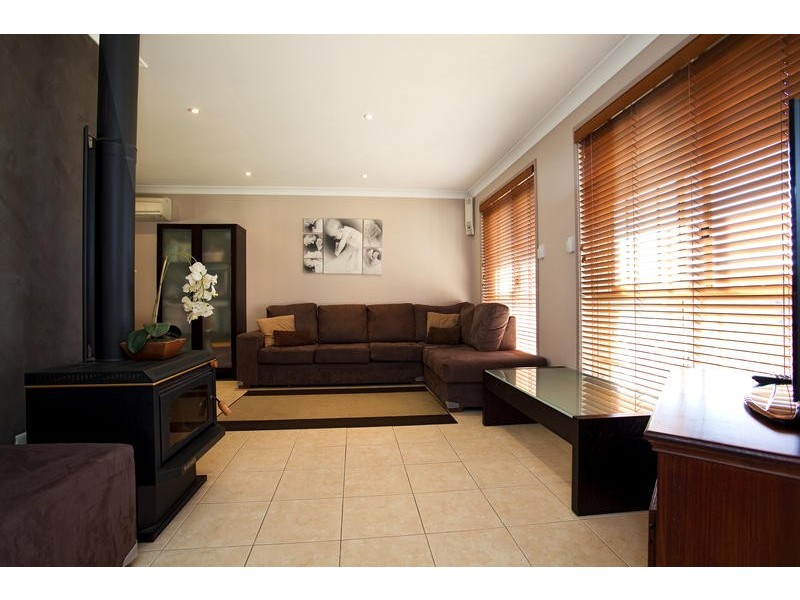 2 Litoria Place, Glenmore Park NSW 2745