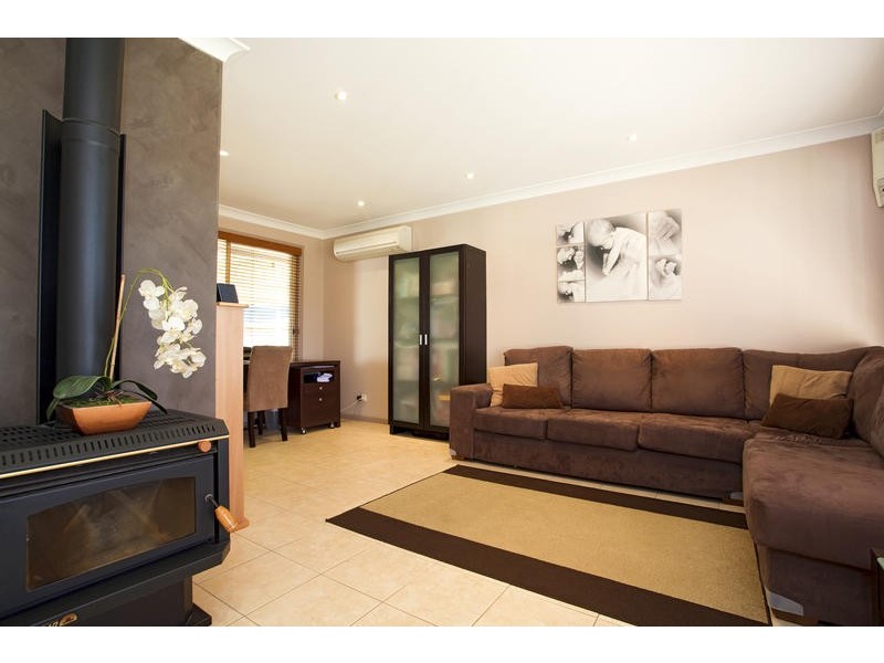 2 Litoria Place, Glenmore Park NSW 2745