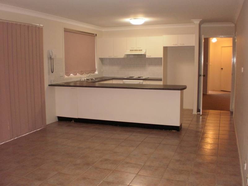 37 Yuroka Road, Glenmore Park NSW 2745