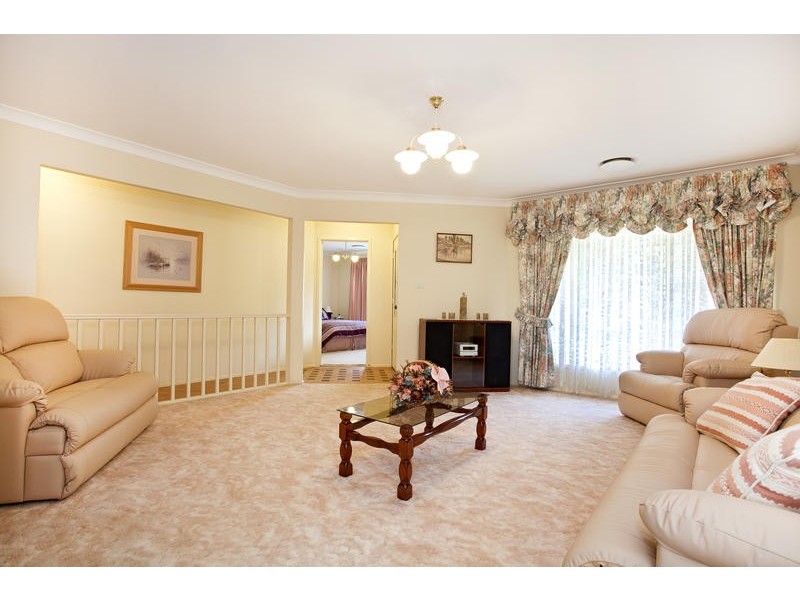 80 Sir John Jamison Cct, Glenmore Park NSW 2745