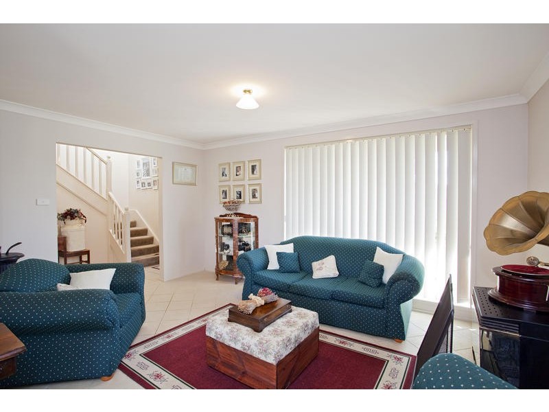 28 Sunningdale Drive, Glenmore Park NSW 2745